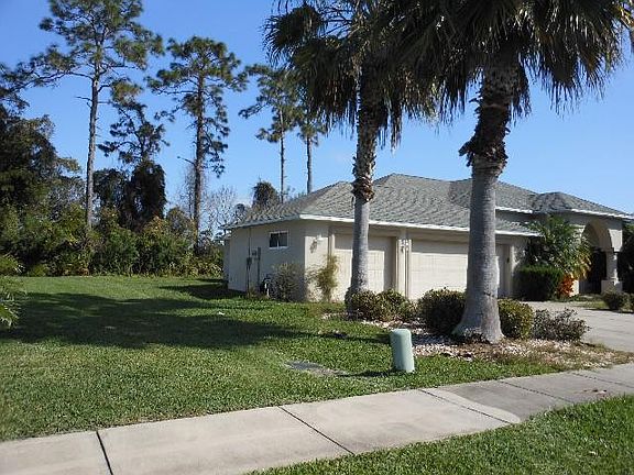 2nd image of 6060 Sabal Hammock Cir