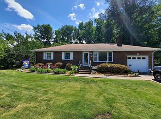 2228 Capri Cir, Chesapeake, VA 23321