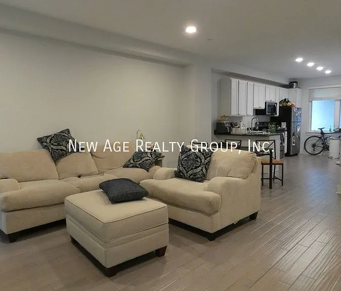 4114 Haverford Ave #1R-1 — Photo 4