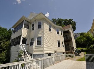 851 Bridge St, Lowell, MA 01850