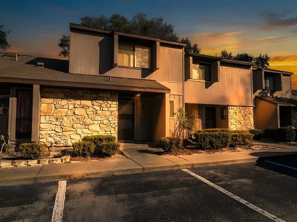 3758 NW 56th Ln, Gainesville, FL 32653