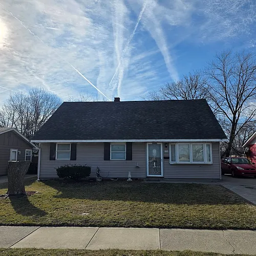1100 S Lake St Photo 1