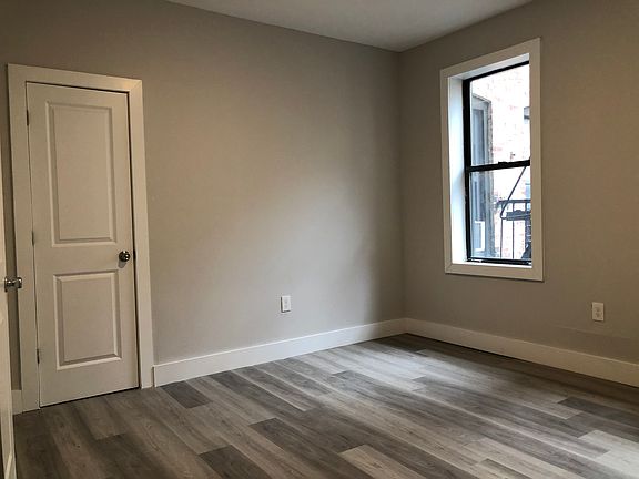 5th image of 47 Duncan Ave APT 45Q