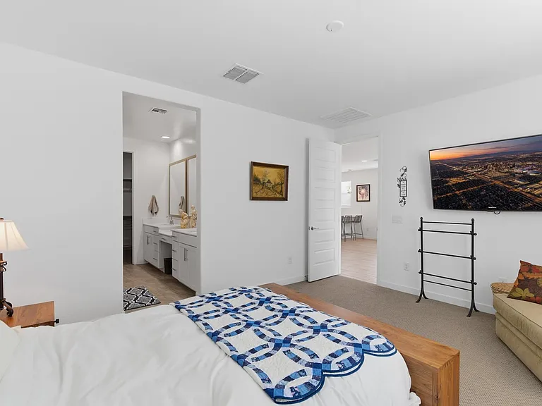 17211 W Whispering Wind Rd — Photo 11