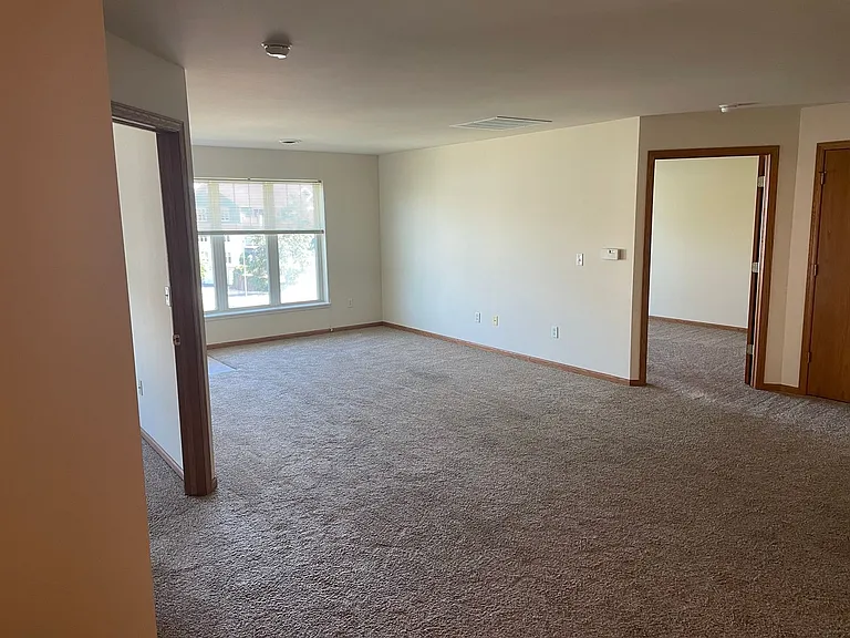 Door Creek Apartments — Photo 16