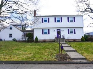 5 Sunny Ln, Meriden, CT 06450