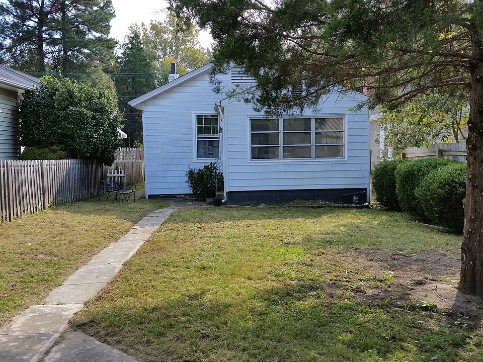 2nd image of 802 Pepper Ave