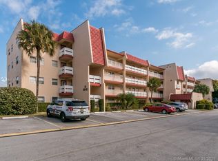 1010 Country Club Dr APT 101, Margate, FL 33063