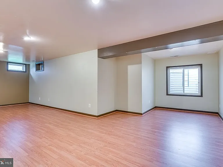 1353 N Fairfax Blvd — Photo 38