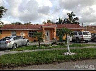 15042 SW 69th St, Miami, FL 33193