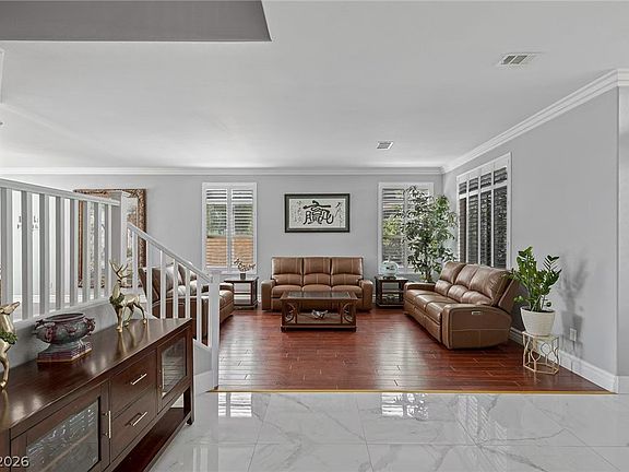 5th image of 181 Hazelmere Ln