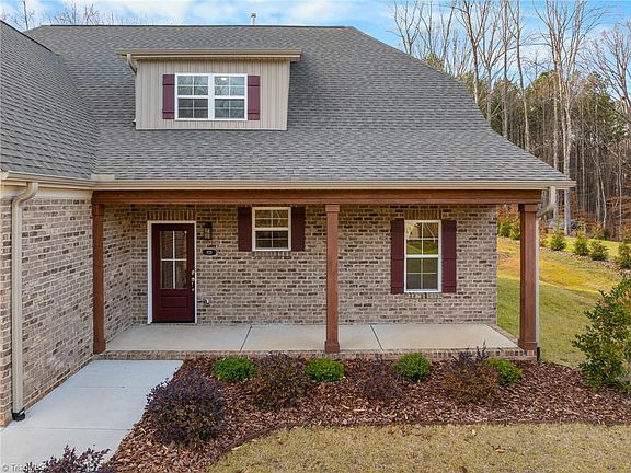 2nd image of 928 Kapstone Xing