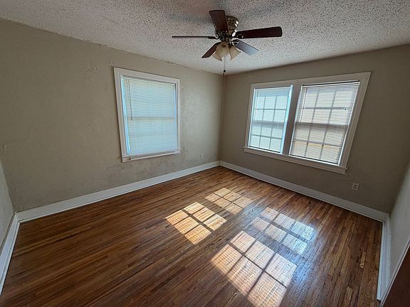 5th image of 2613 27th St