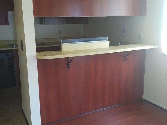 4th image of 2343 Laurelwood Dr