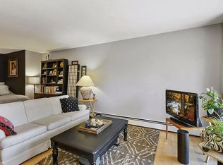 3540 Hennepin Ave S #303, Minneapolis, MN 55408