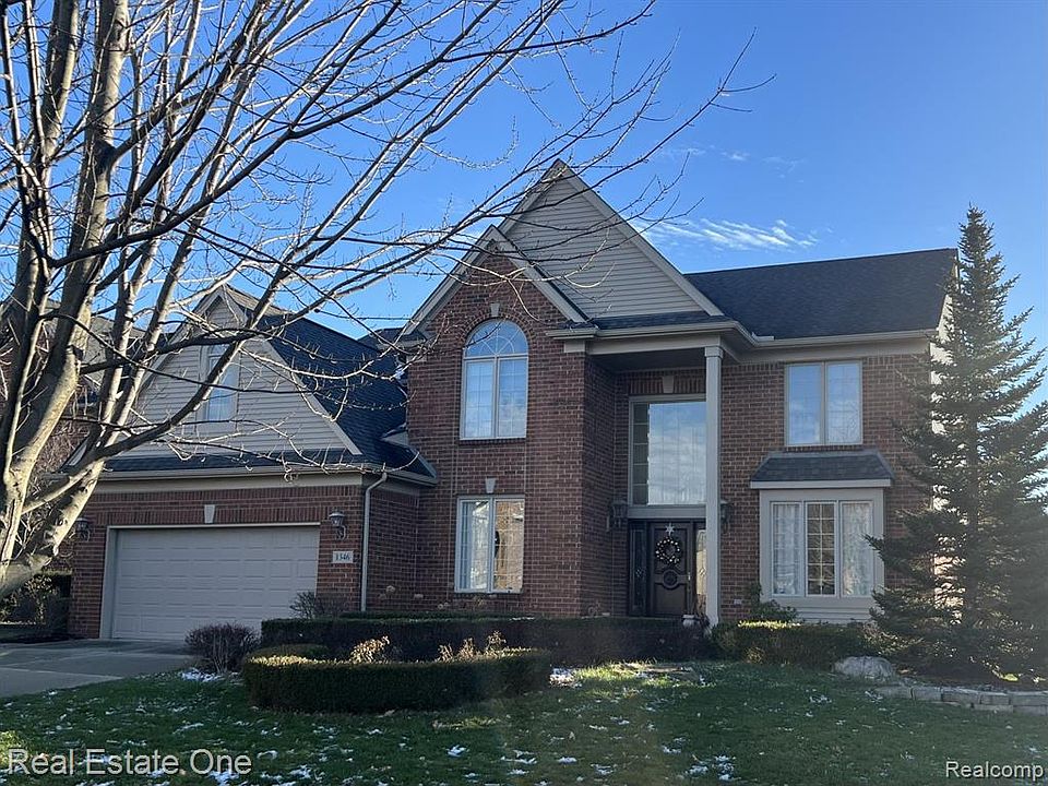 1346 Ross Ln Rochester MI Zillow