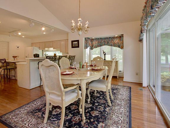 2nd image of 30 Island Green Dr #06