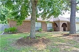 1st image of 19903 Hoppers Creek Dr