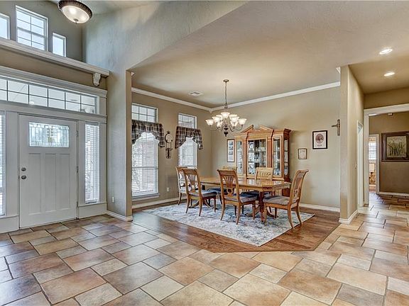 4th image of 16512 Village Garden Dr