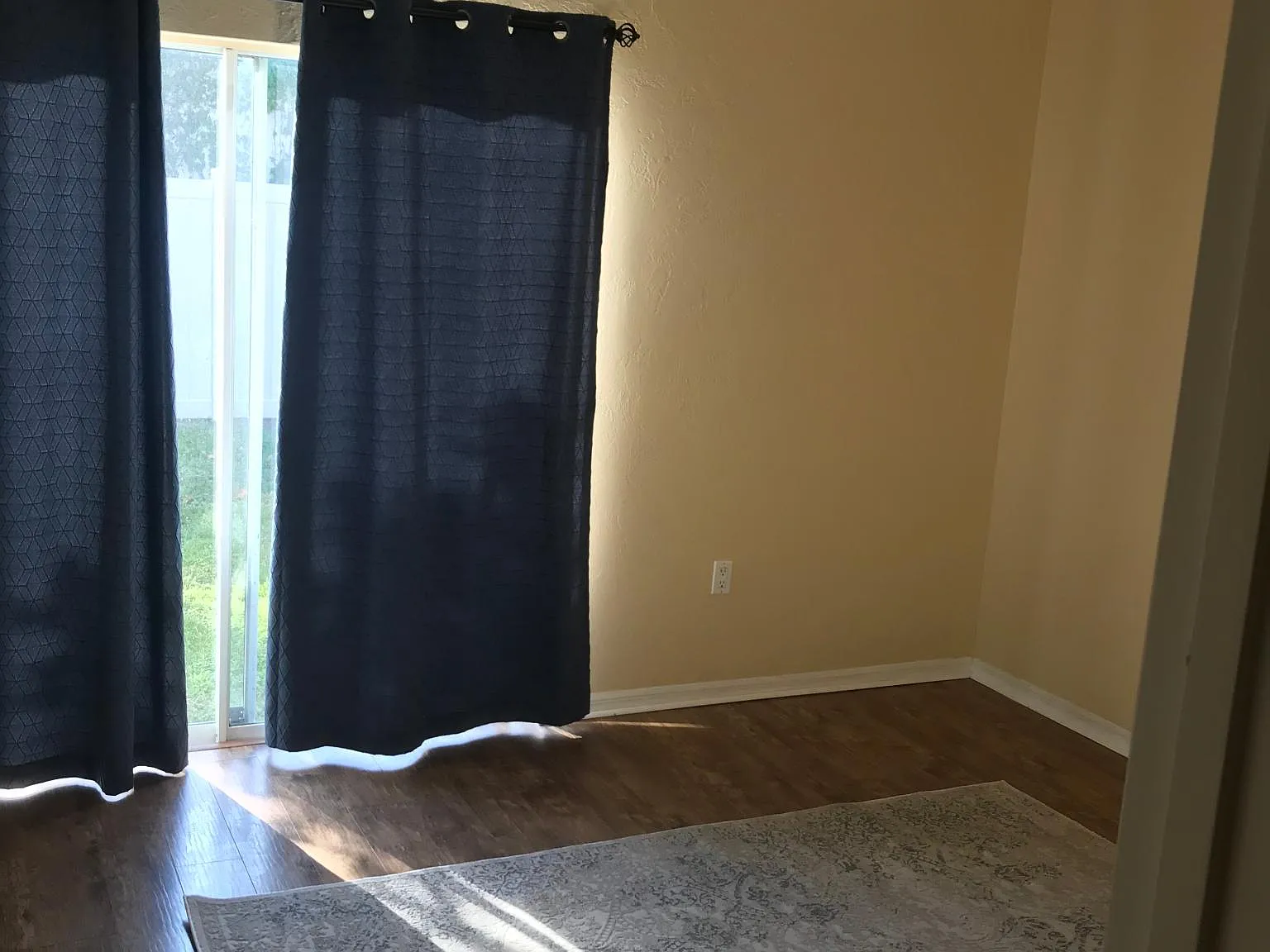 8954 Phyliss Ave — Photo 4