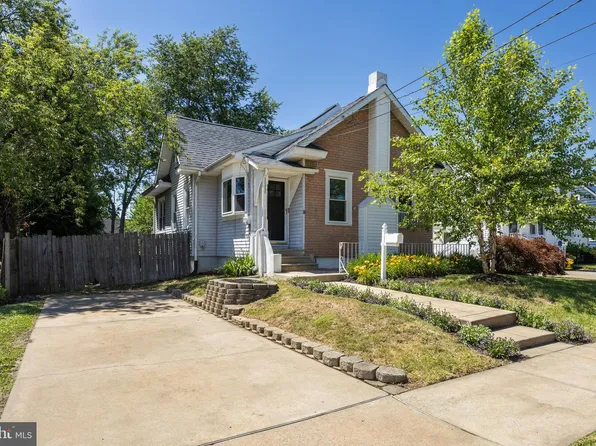 2 New Hampshire Ave, Cherry Hill, NJ 08002