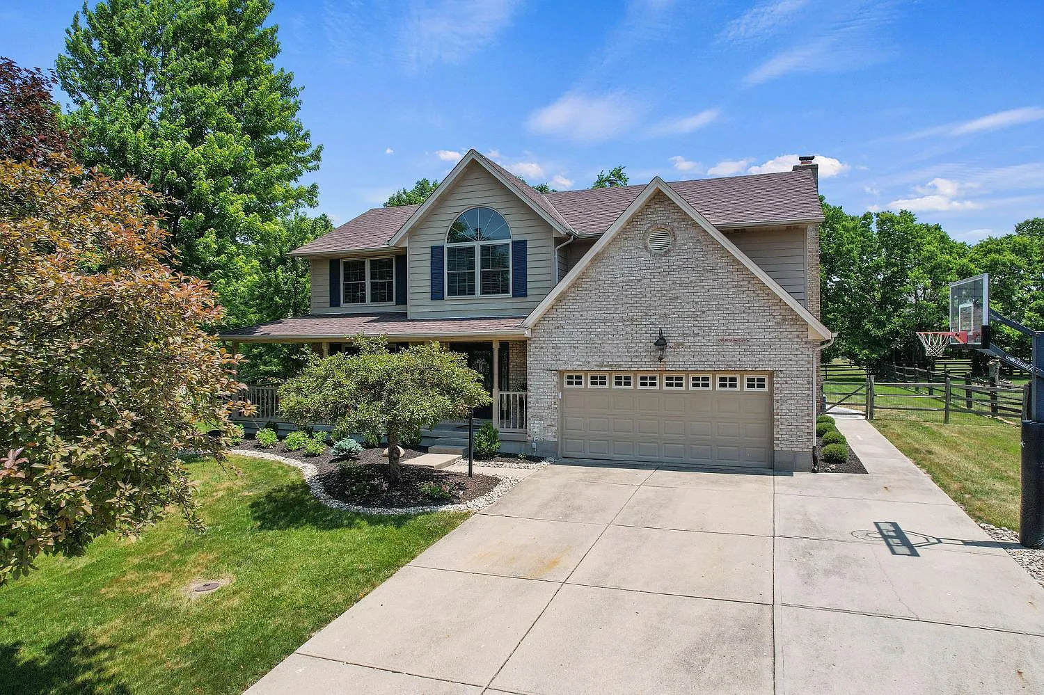 7134 Lookout Ct photo 1