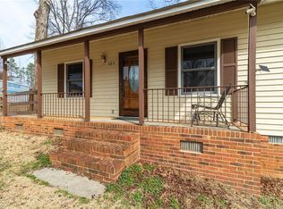 123 Rocky Knoll Cir, Greensboro, NC 27406