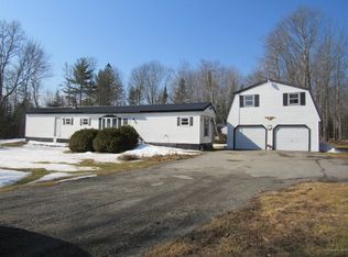 1264 Hudson Rd, Glenburn, ME 04401