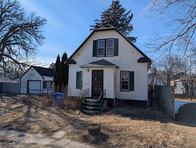 140 4th Ave SW, Oelwein, IA, 50662