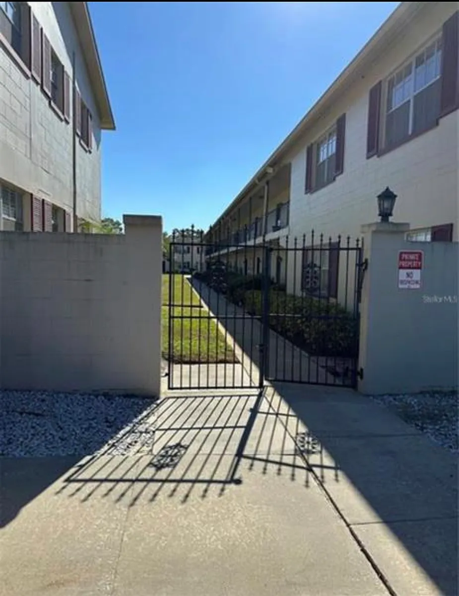 Building Photo - 5505 Hernandes Dr