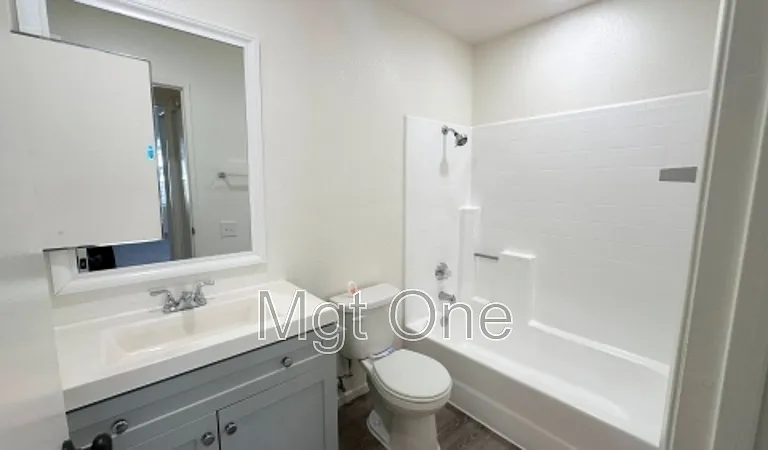 18902 Canyon Hill Dr — Photo 12