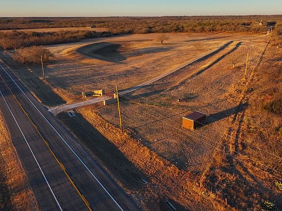 Whispering Oak Retreat in Stephens County 