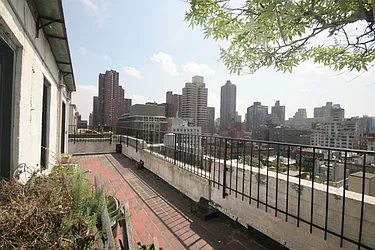 115 East 92nd Street in Carnegie Hill