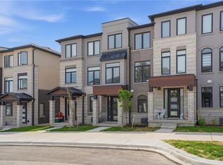 155 Equestrian Way #33, Cambridge, ON N3E 0E8
