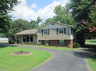 300 North Dr, Madisonville, KY 42431