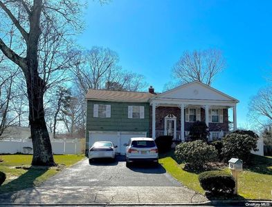 4 Teele Drive, Coram, NY, 11727