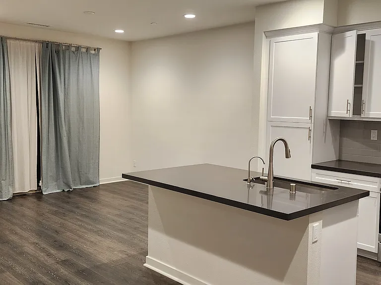 321 Canoe Ct — Photo 10