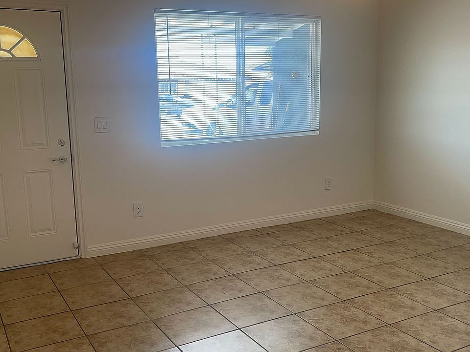 1st image of 66812 Desert View Ave
