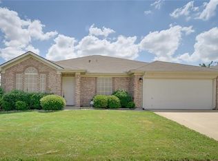 7905 Rattlers Ct, Arlington, TX 76002