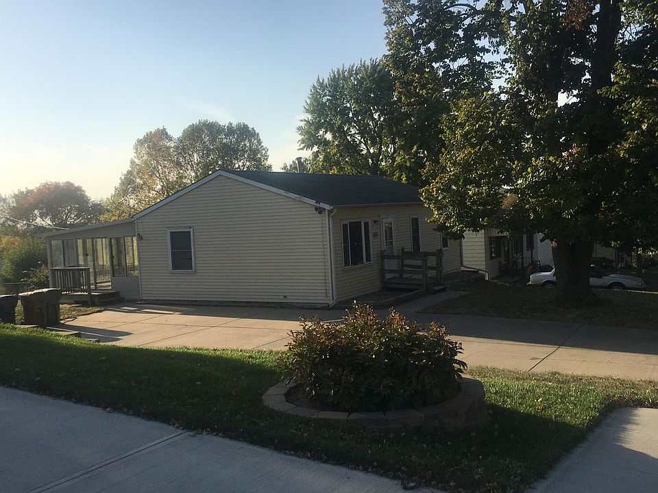 1st image of 7714 S 41st Ter