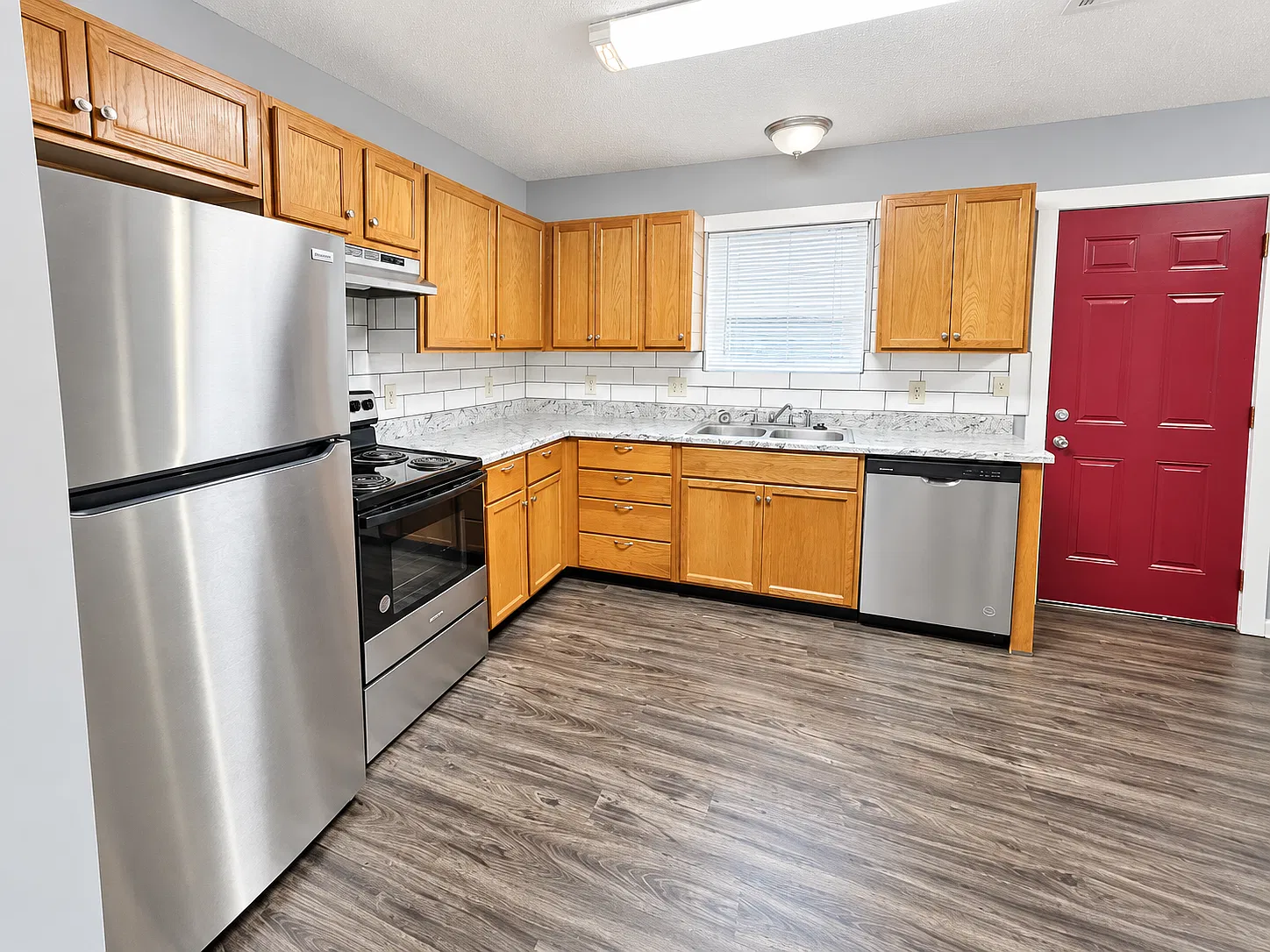 2 bed, 884 sqft, $875 — Photo 3