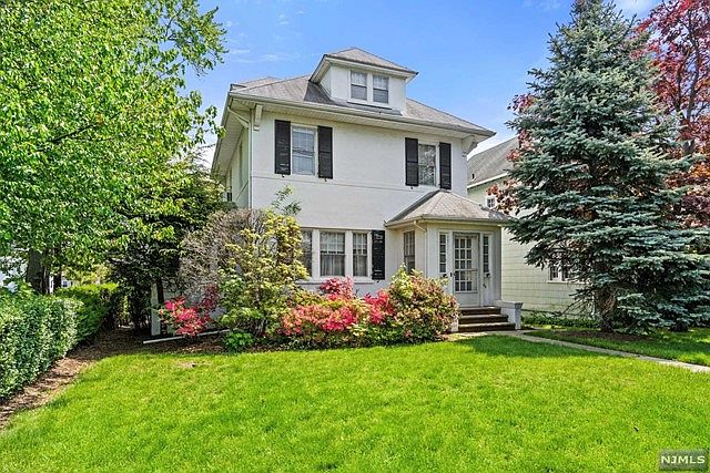 592 Maywood Ave, Maywood, NJ 07607 | Zillow