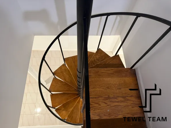 306 East 105th Street image 9 of 24