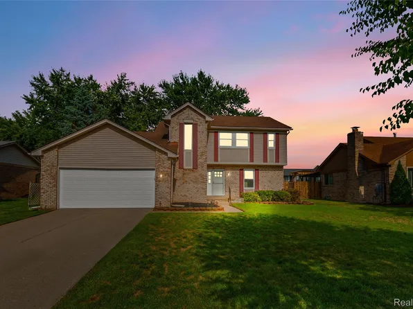 19296 Shadyside St, Livonia, MI 48152