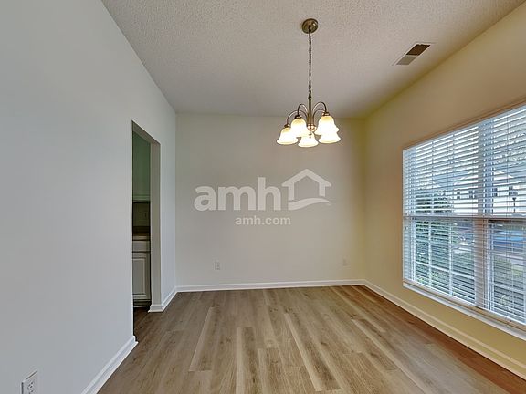 5th image of 4056 Catawba Creek Dr