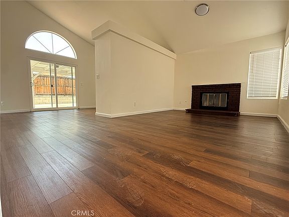 4th image of 36902 Goldenview Way