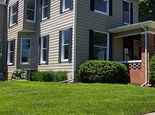 301 10th St, Fort Madison, IA