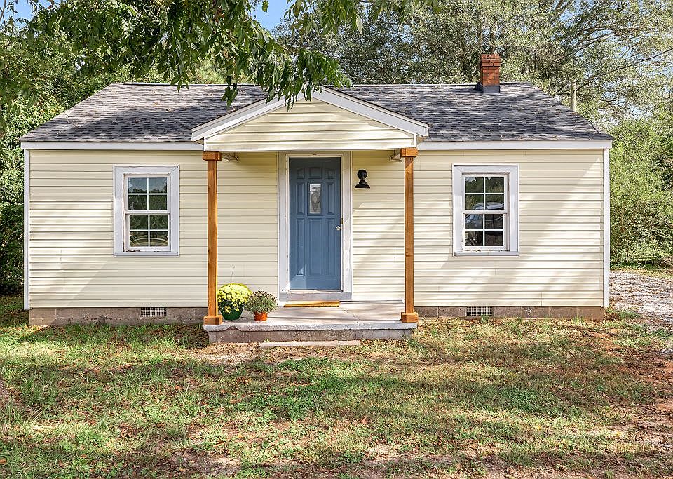 1st image of 638 Vickery St