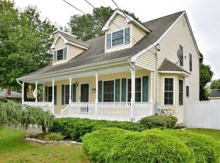42 Vehslage St, Patchogue, NY 11772