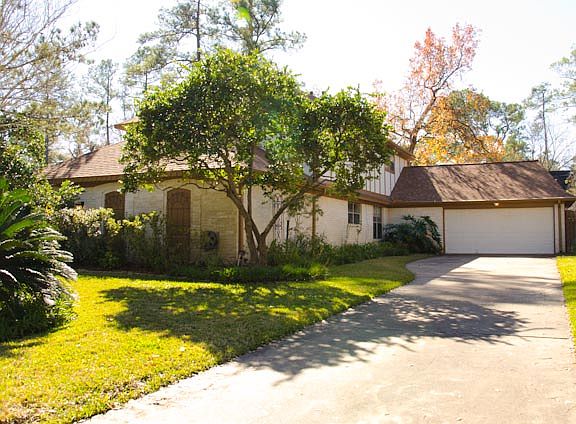 2nd image of 11923 Fawnview Dr